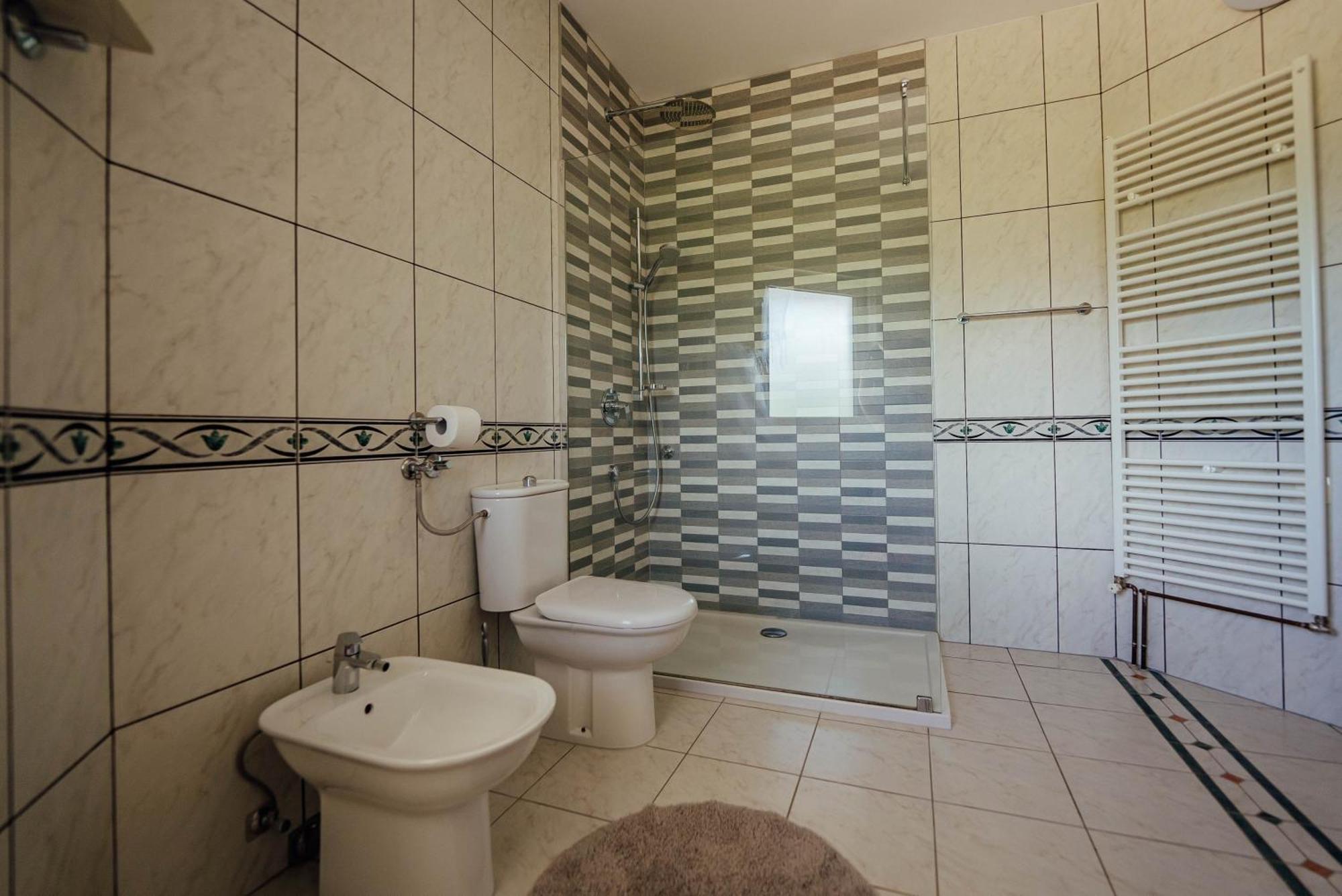 Villa Latica Donji Proložac Exteriör bild