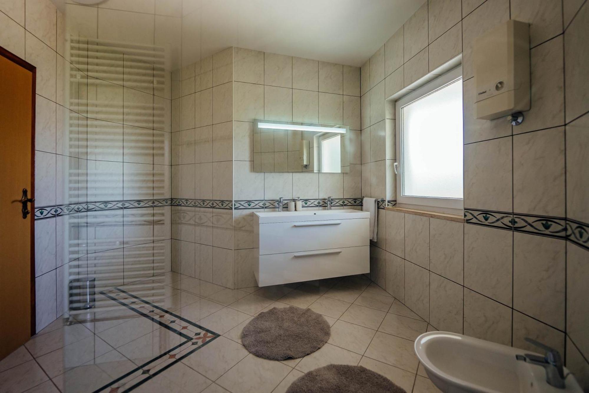 Villa Latica Donji Proložac Exteriör bild