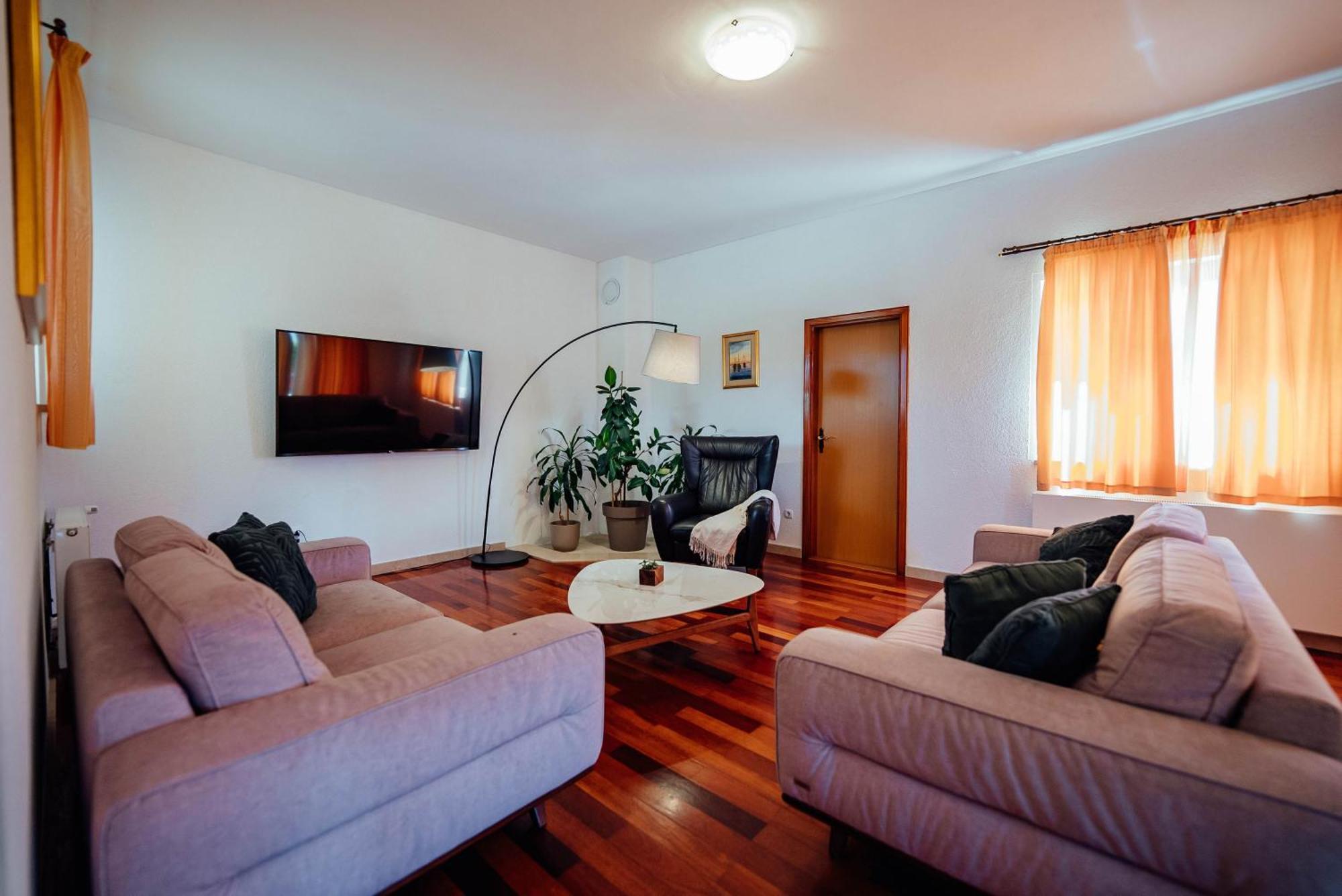 Villa Latica Donji Proložac Exteriör bild