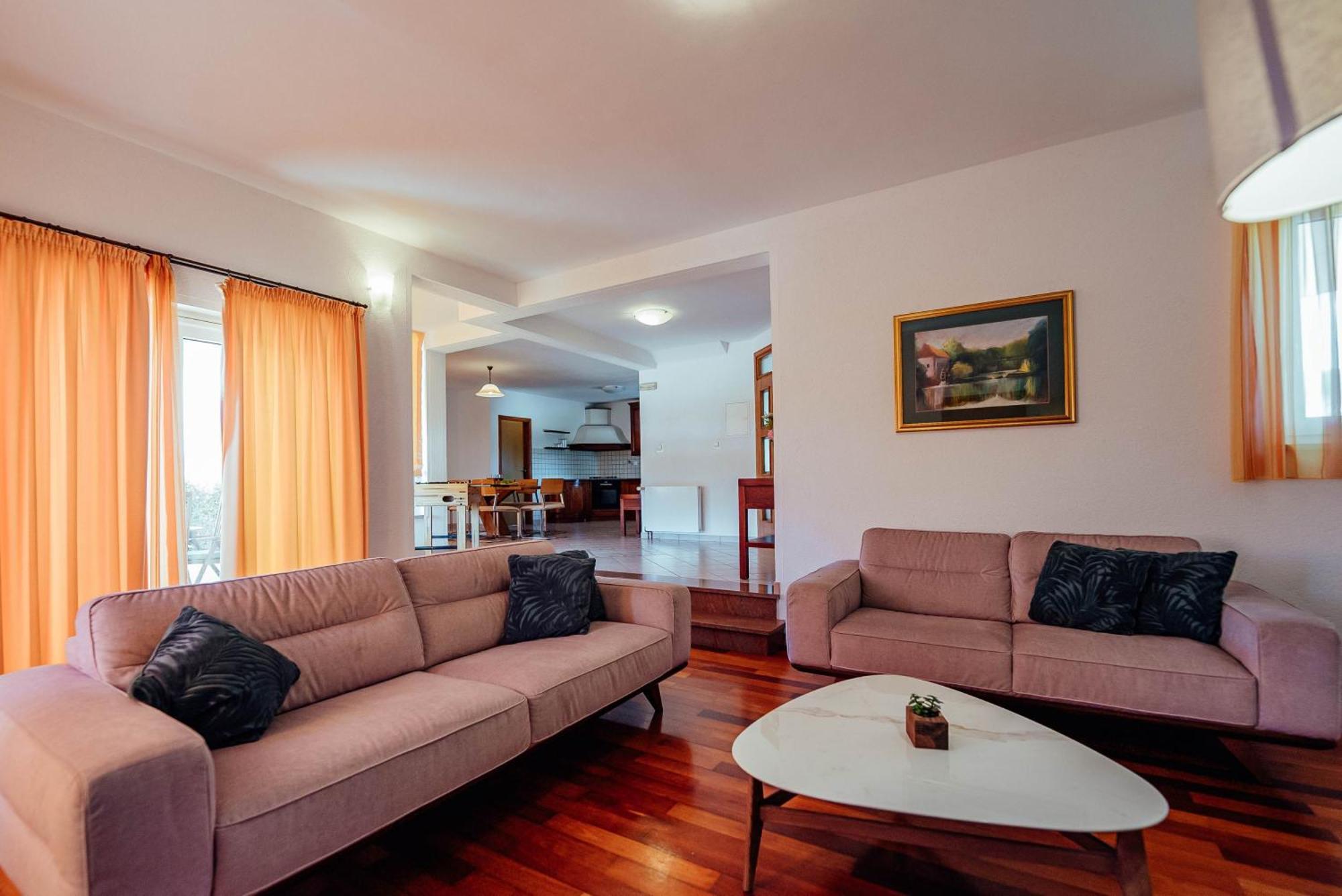 Villa Latica Donji Proložac Exteriör bild
